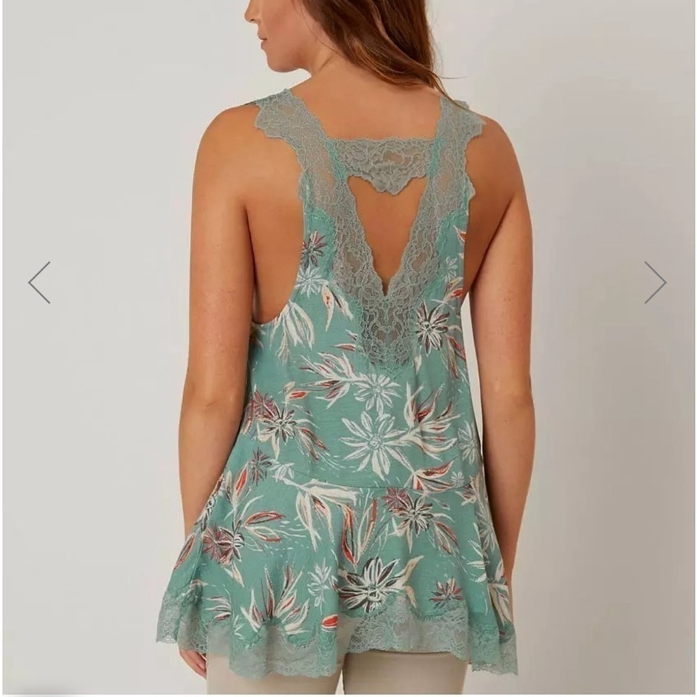 Free People Intimately Bellflower Floral Lace Tank Top Seaglass Combo Size Small